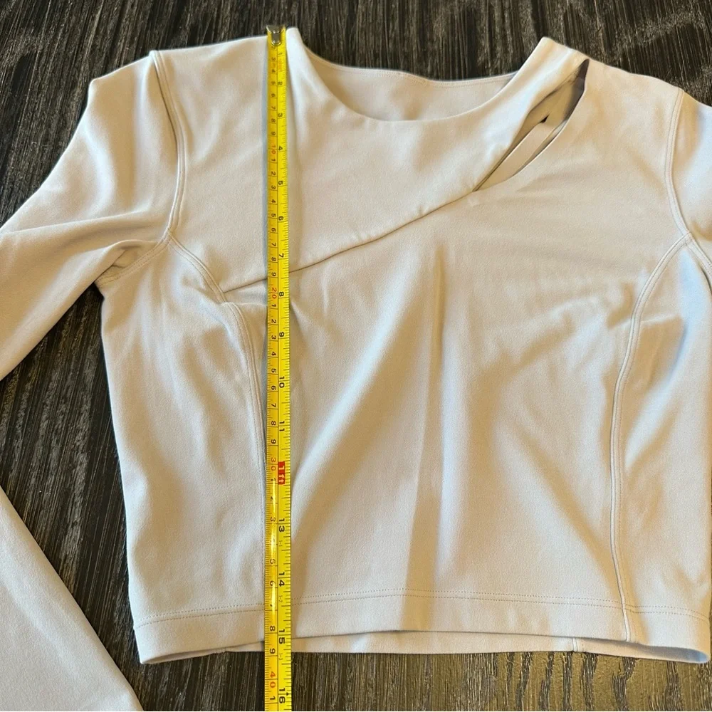 Lululemon Nulu Aligned Angles Long Sleeve Yoga Top Iced Iris Purple, Size 8